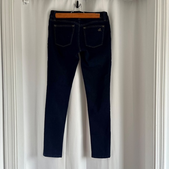 DL1961 Emma Leggings Dark Wash Skinny Jeans Size 26, Premium Denim Jegging, EUC - Picture 12 of 15